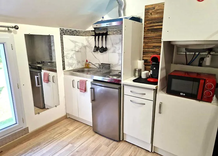 10 - Joli Avec Deux Lits, Un Lit Double Et Un Lit Simple, Equipe Pour 1, 2 Ou 3 Personnes Maximum, Vue Sur Parc Arbore, Parking Privatif Gratuit, Grand Fourgon Possible, Le Linge De Maison Est Fourni 公寓 Razac-sur-lʼIsle